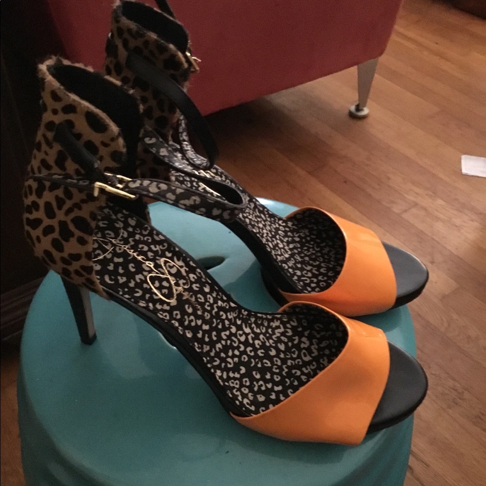 Jessica Simpson shoes size 10.    4 inch heels.